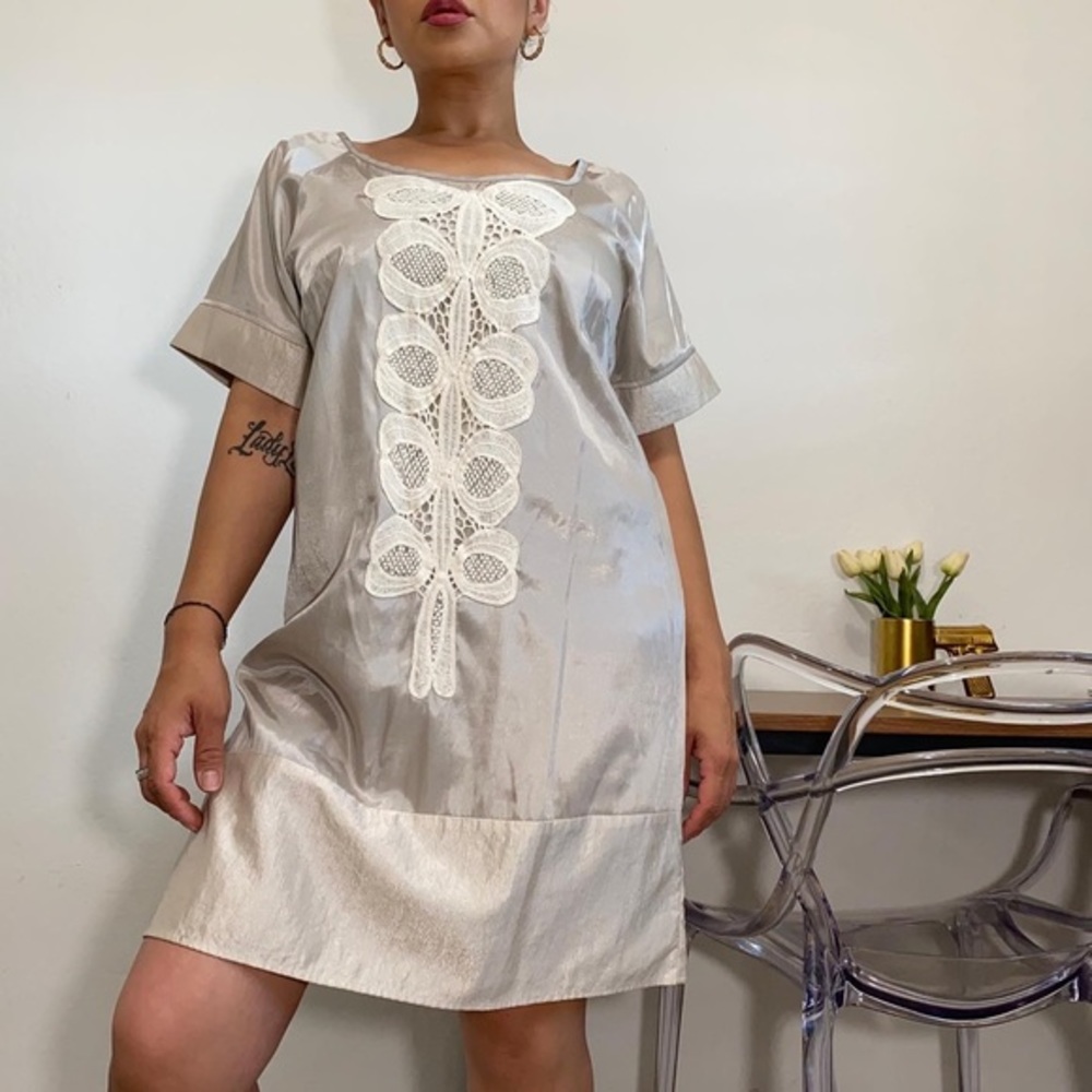 Gina Tricot Women’s 40/M Taupe Satin Embroidered Tunic Top Mini Dress